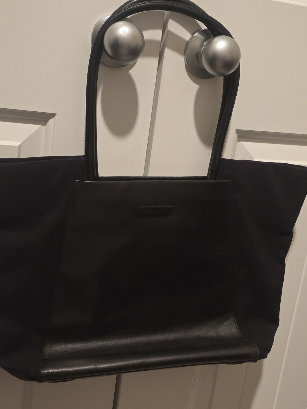 TUMI Black Leather & Nylon Large Tote Shoulder Bag Work Travel Laptop Bag - Picture 11 of 13